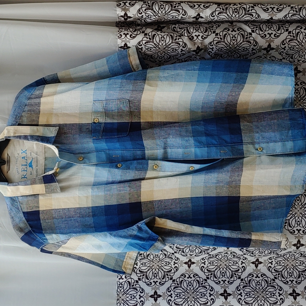 Men's Tommy Bahama shirt